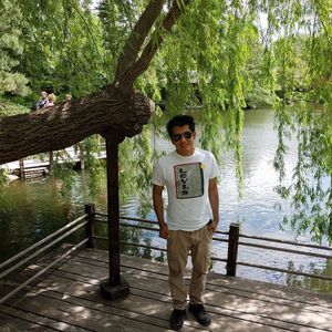 Meet your Posher, Manuel